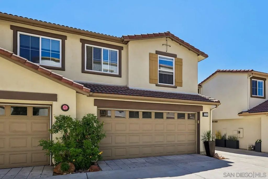 3156 Harbor Ridge Ln, San Diego