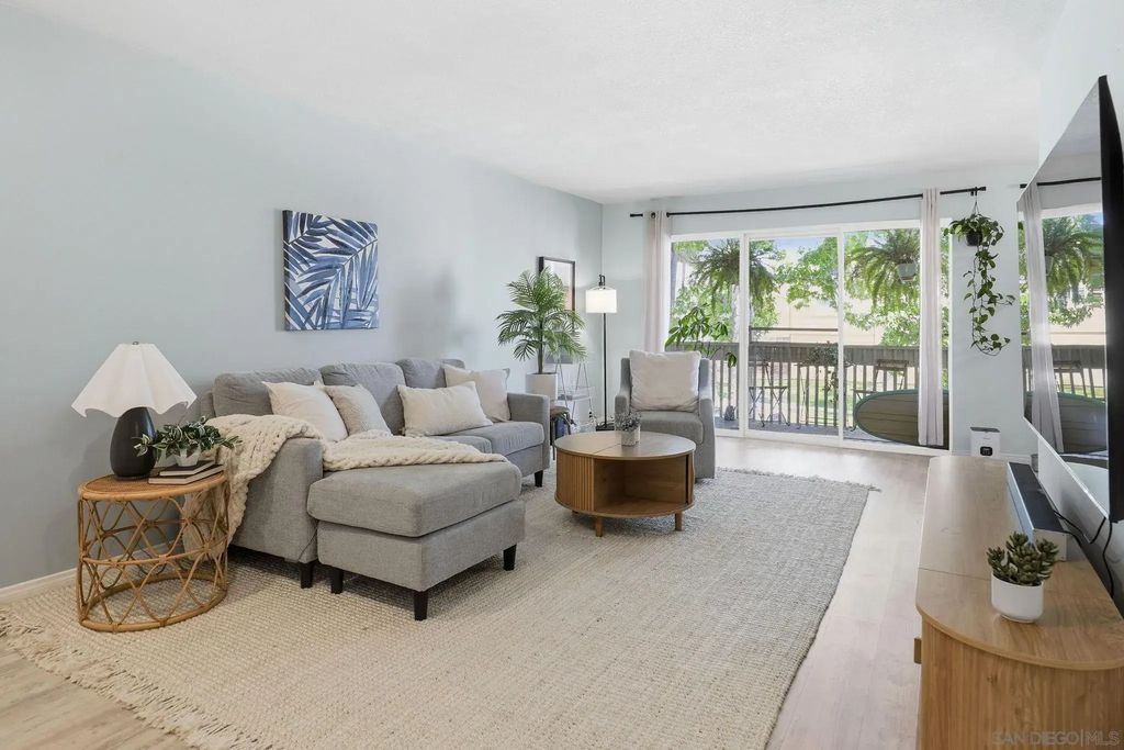 4600 Lamont St 212, PACIFIC BEACH