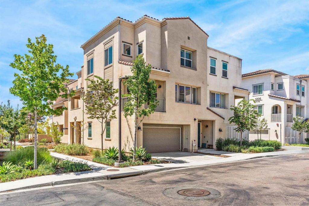 1207 Paseo Seashore Unit 82, Playa Village (PLAYA)