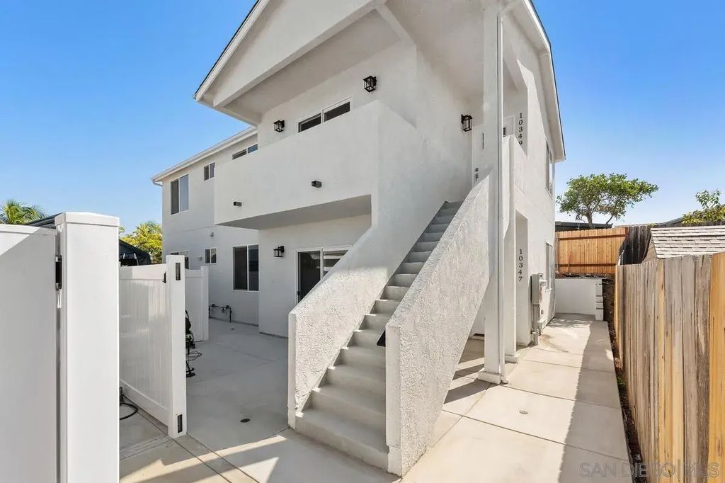 10349 Lipscomb Dr, MIRA MESA