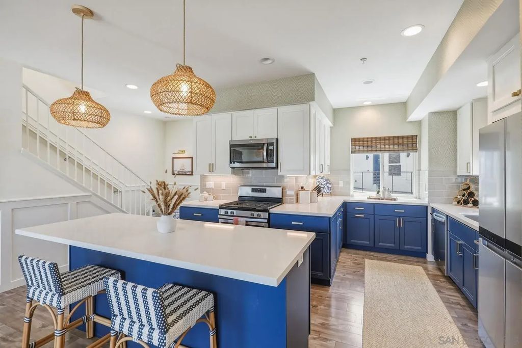 4100 Voltaire St 101, POINT LOMA