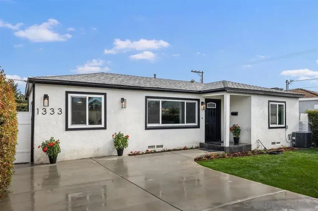 1333 Nashville St, BAY PARK