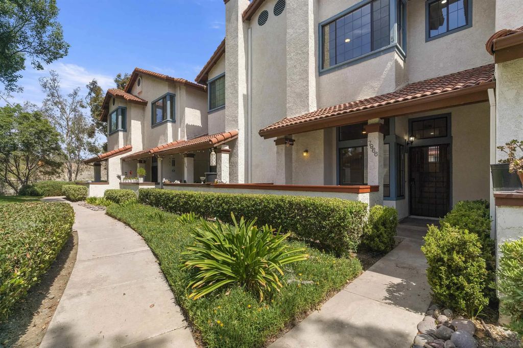 7966 Mission Vista, Del Cerro (DELC)