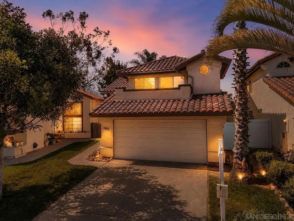 1861 Avenida Segovia, Oceanside