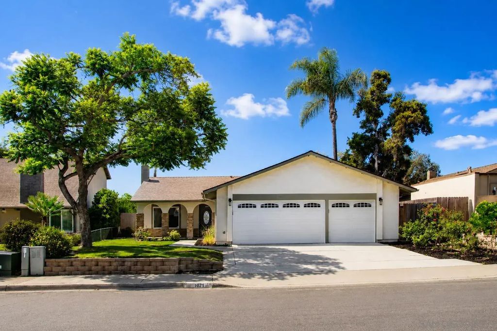 1021 Hazen, San Marcos