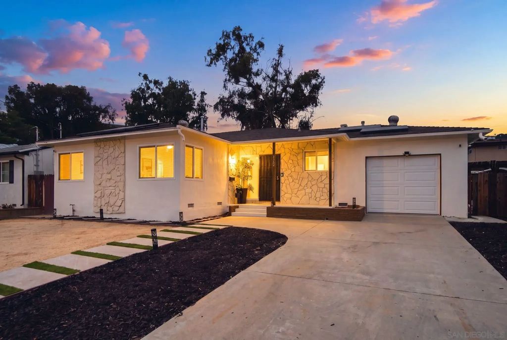 3452 Trophy Dr, La Mesa
