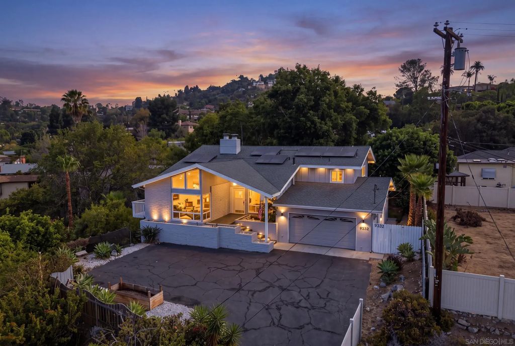 9332 Golondrina, La Mesa