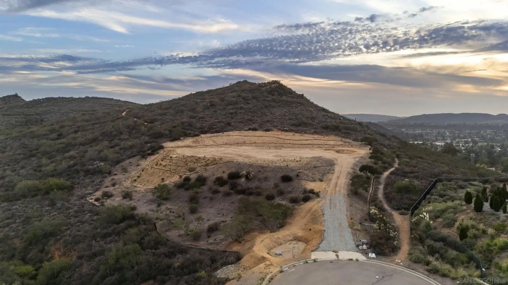 15003 Toothrock Rd 3, Poway