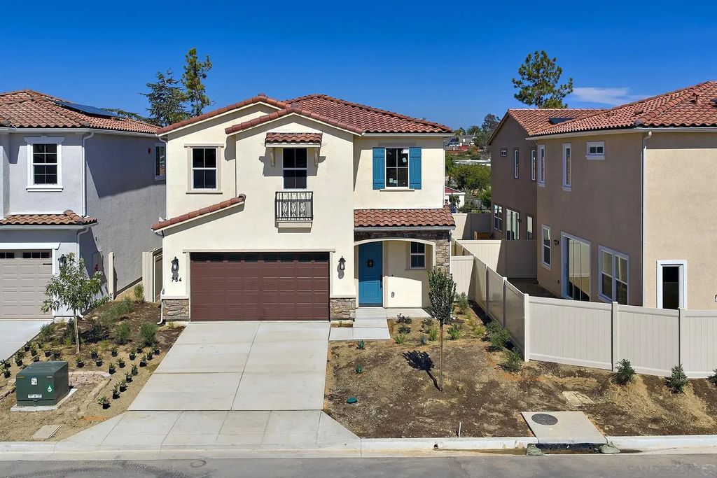 734 Michael Ct, Vista