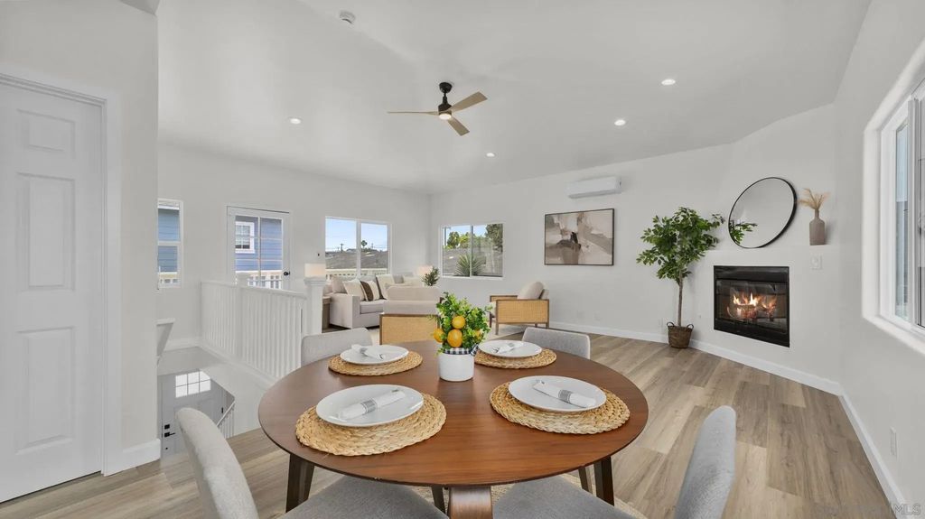570 Emory St B, Imperial Beach