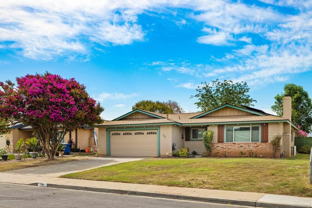1381 Coker, El Cajon