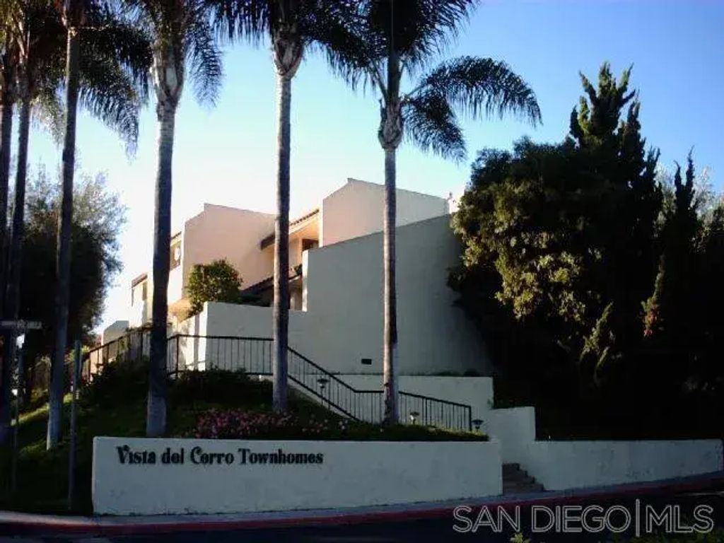 7426 Caminito Carloltta, SAN CARLOS