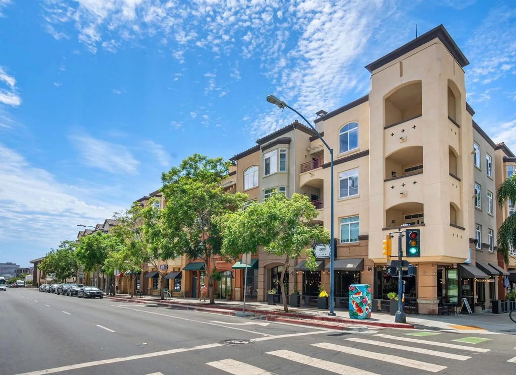 2400 5th Ave 425, DOWNTOWN
