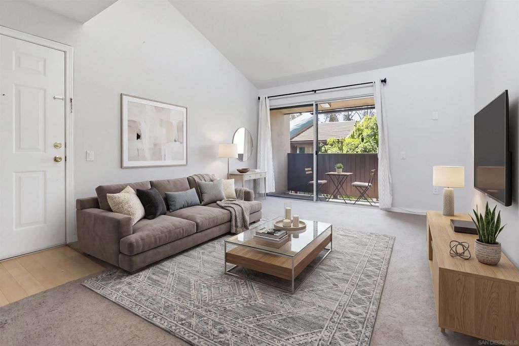 3454 Castle Glen 228, SERRA MESA