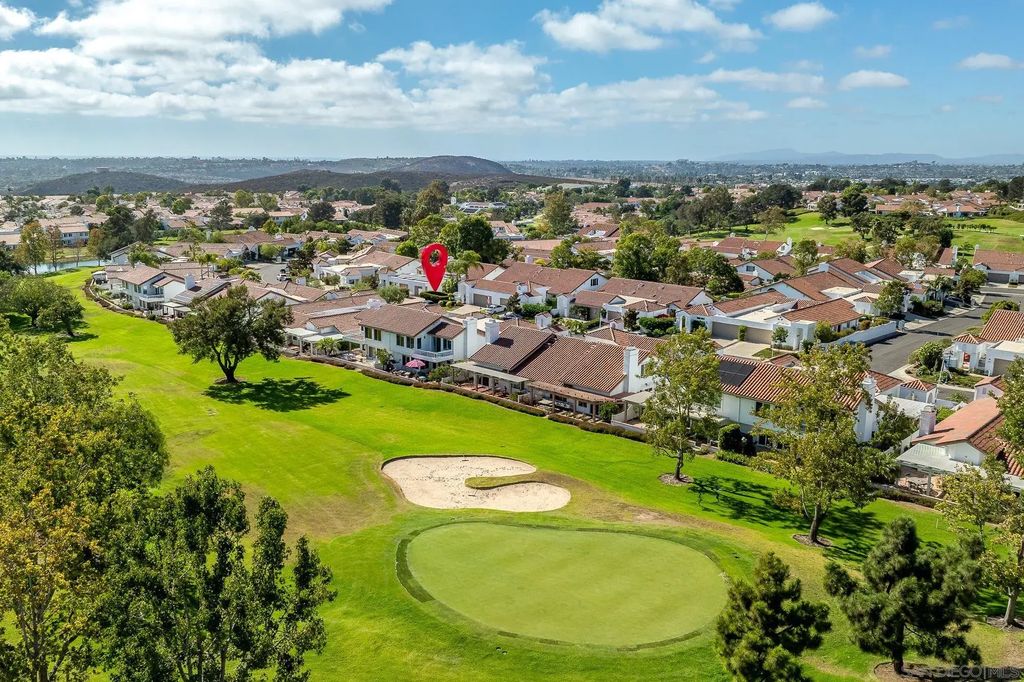 4985 Alicante Way, Oceanside