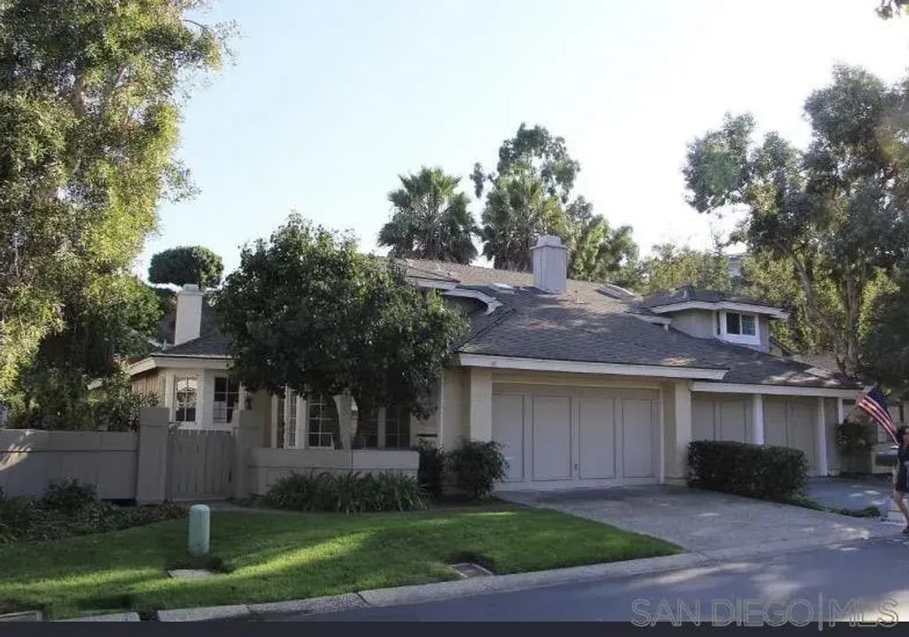 568 Rockport Ct, Encinitas