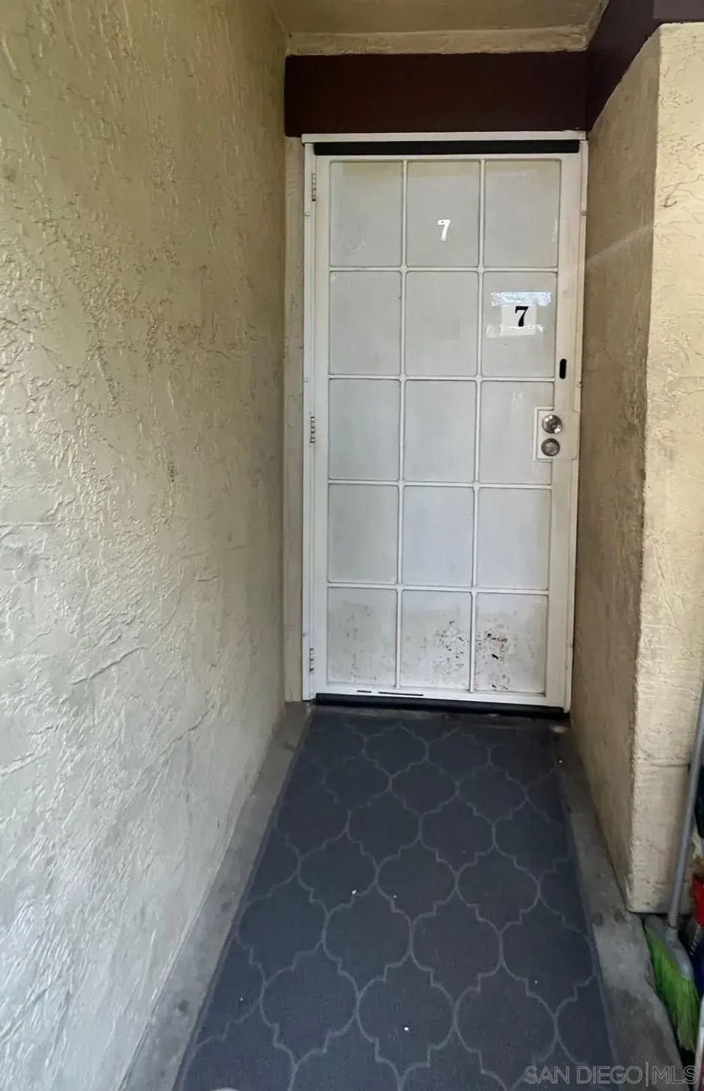 745 E Bradley Ave 107, El Cajon