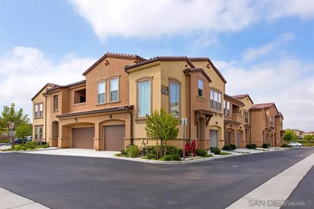 11130 Taloncrest Way 19, MIRA MESA