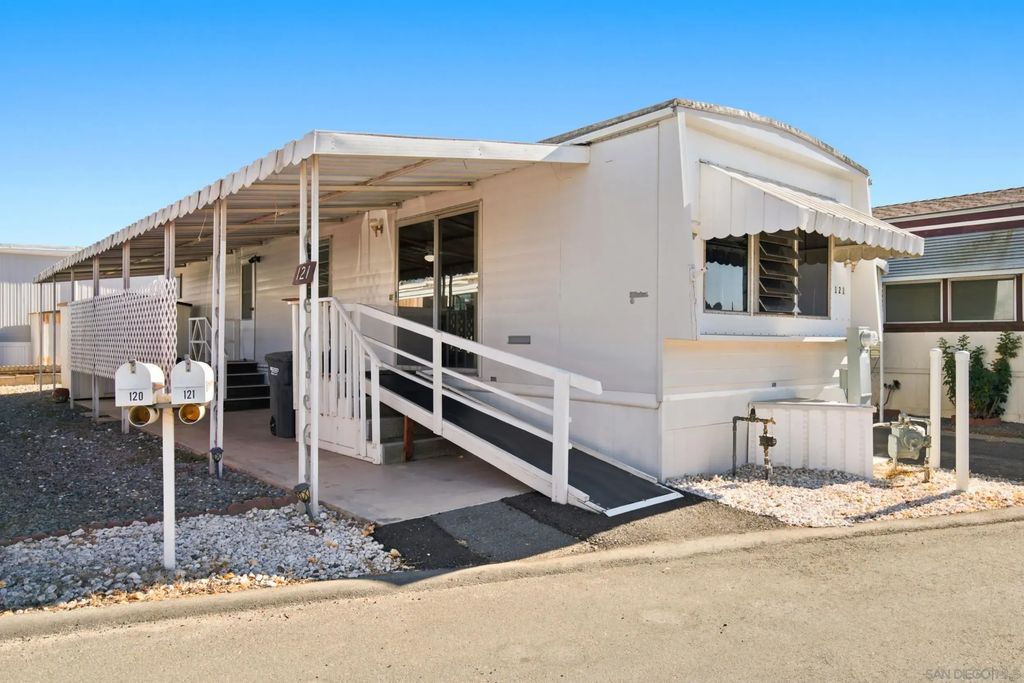 410 S 1st Street 121, El Cajon
