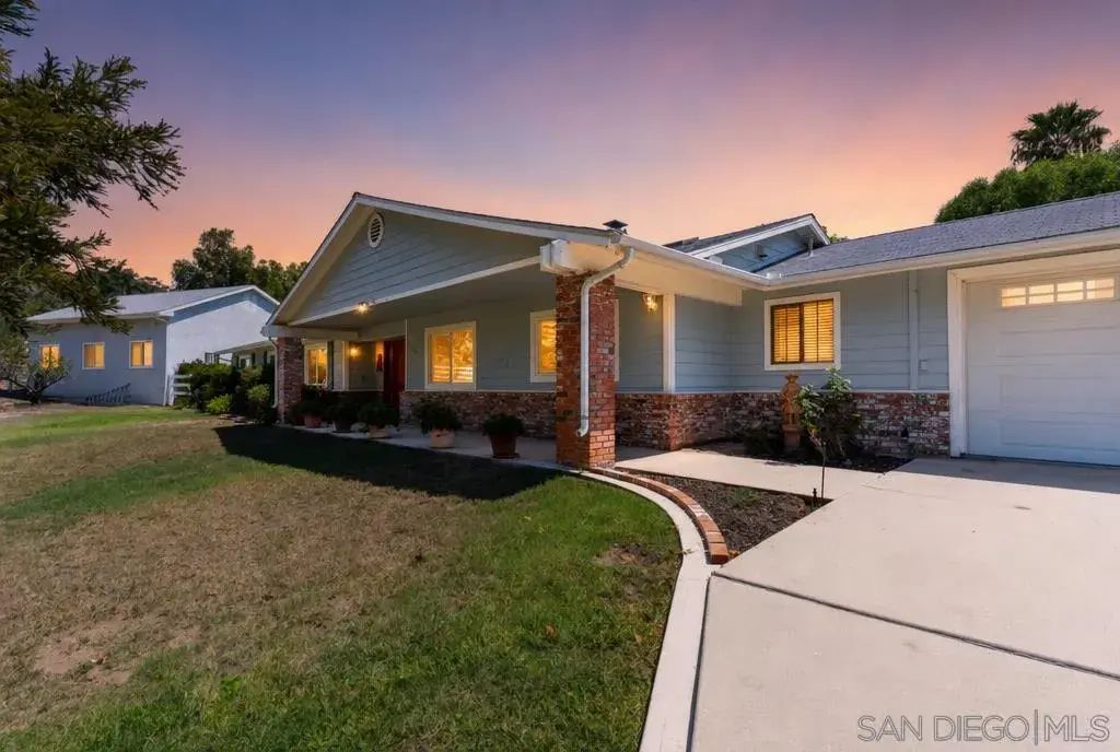 1044 Valentine Lane, Fallbrook