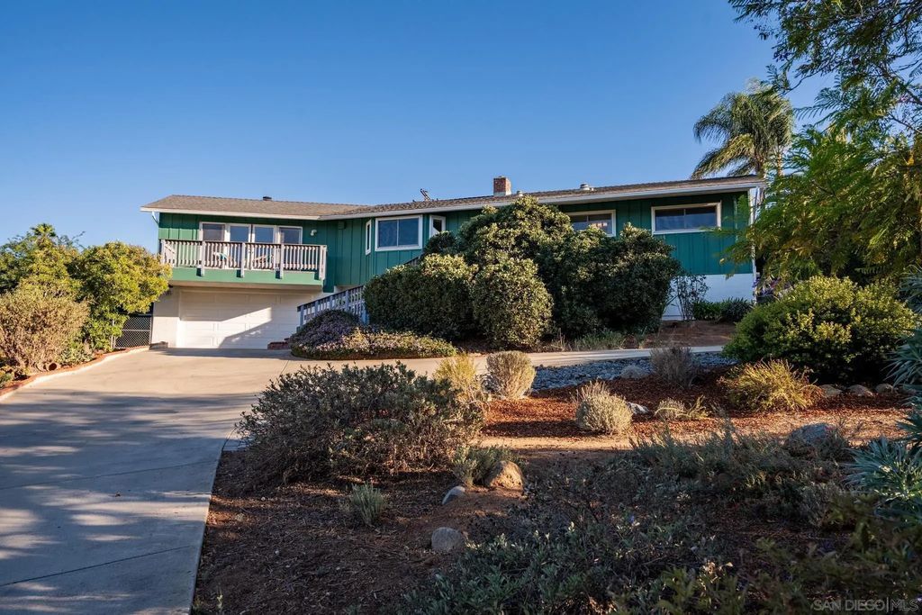 717 Idaho Ave, Escondido