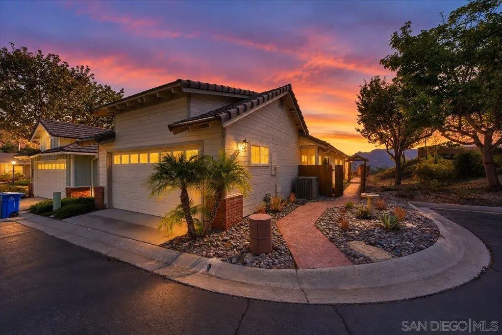 1315 Buttonbrush Ln, El Cajon