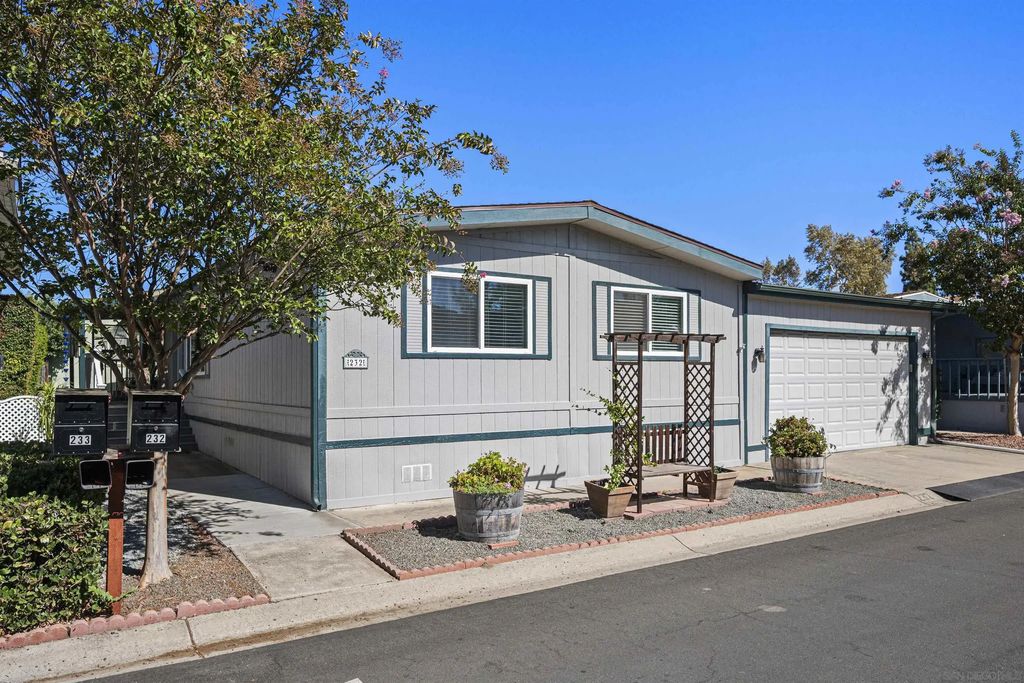 9255 N Magnolia Ave 232, Santee
