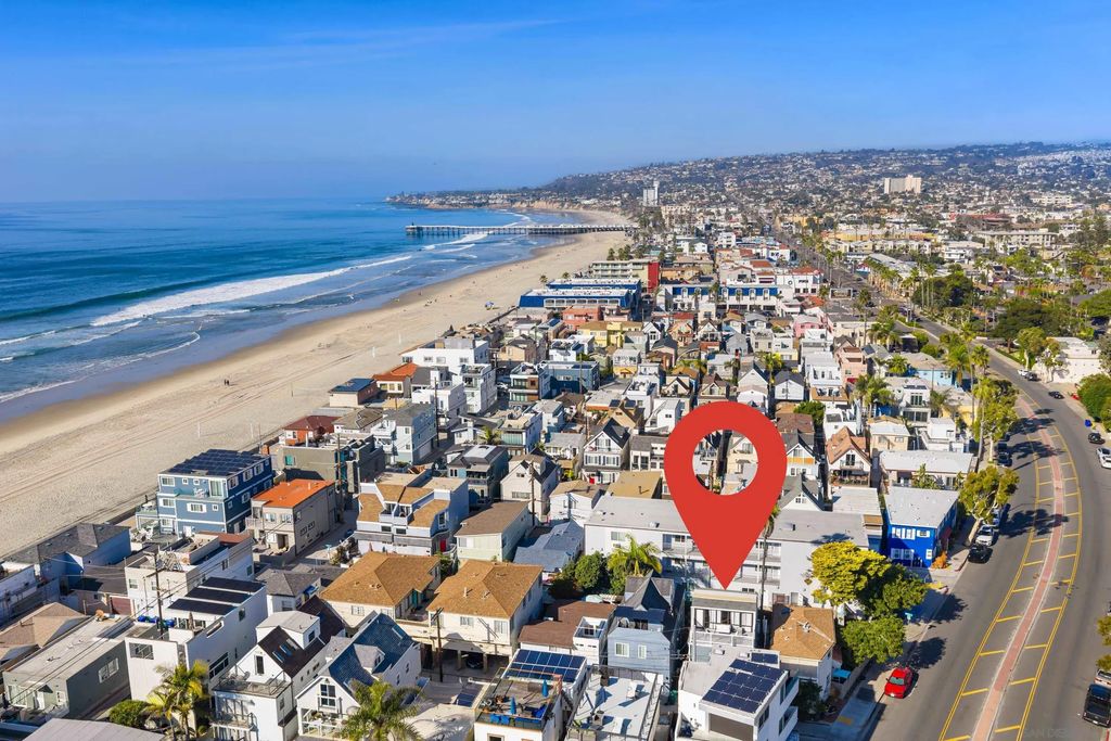 737 Whiting Court, MISSION BEACH