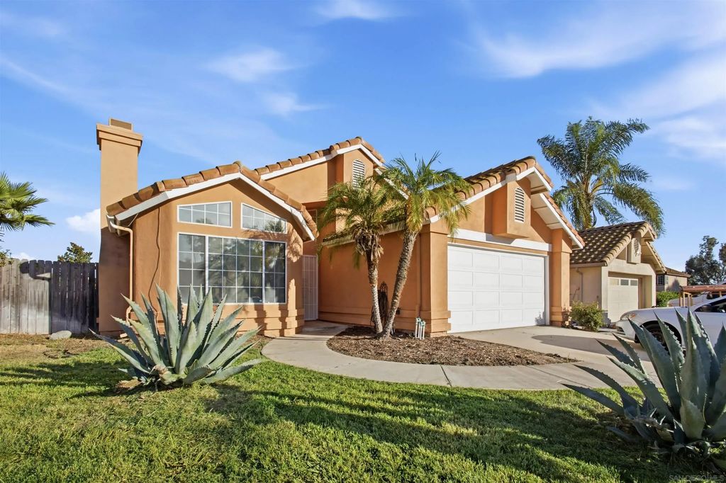 39766 Del Val Dr, Murrieta
