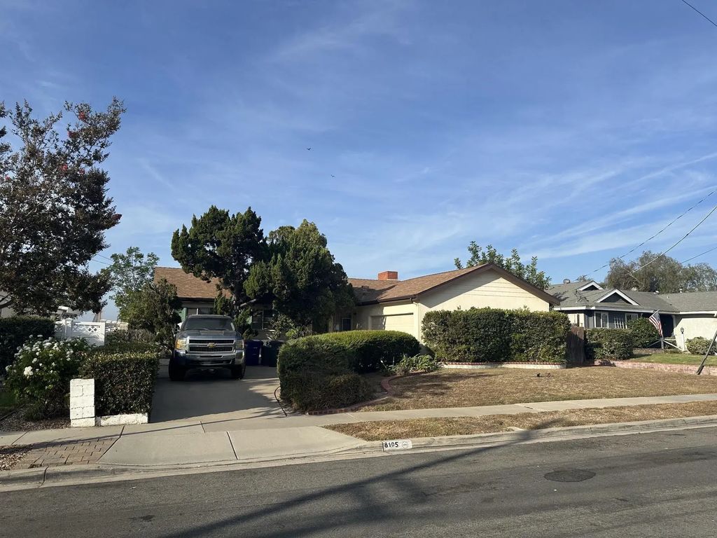 8105 Binney Pl., La Mesa