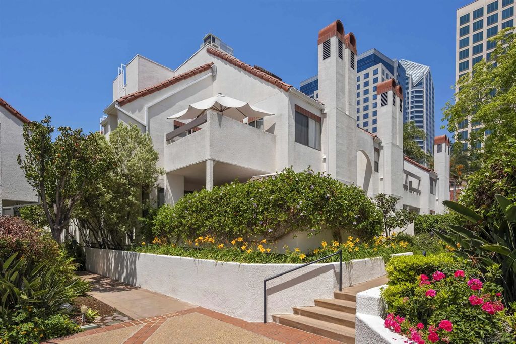 701 Kettner 103, Downtown (DT)