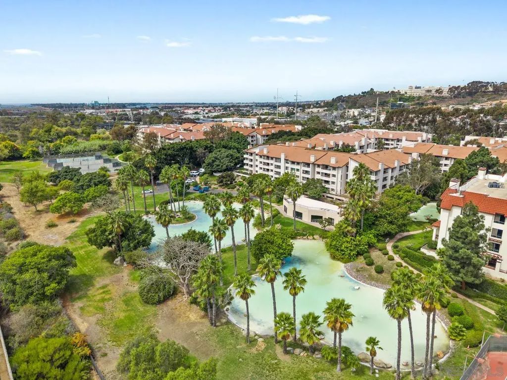 5645 Friars 384, MISSION VALLEY