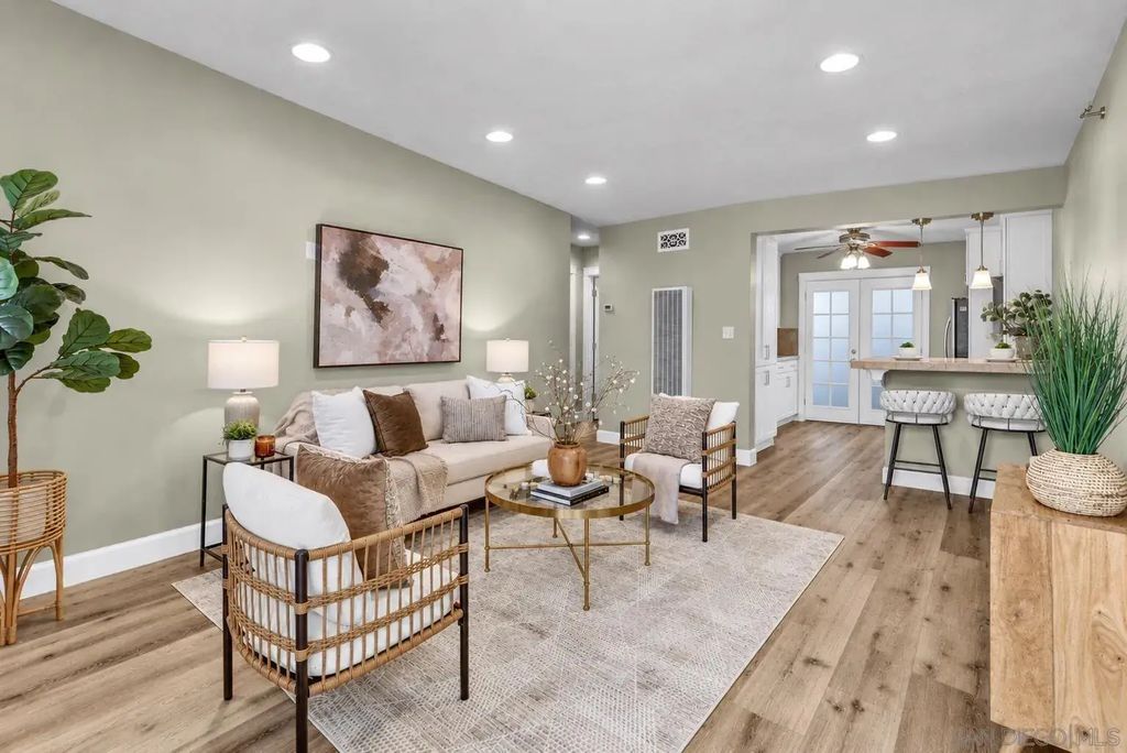 4680 Edgeware, KENSINGTON