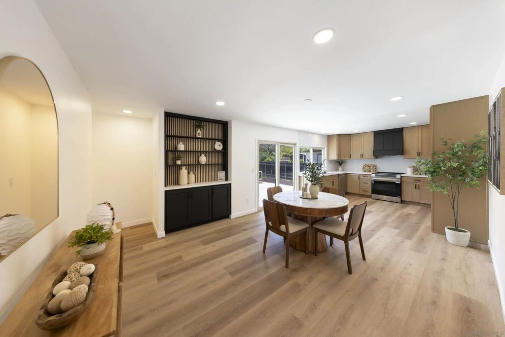7225 Laura Ct, Del Cerro (337)