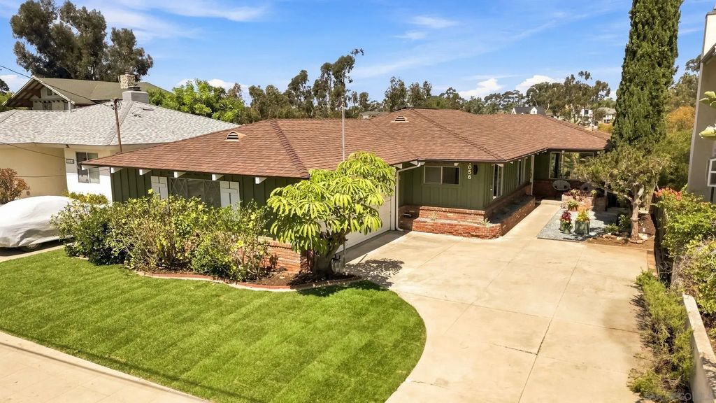 1056 Meade Ave, UNIVERSITY HEIGHTS