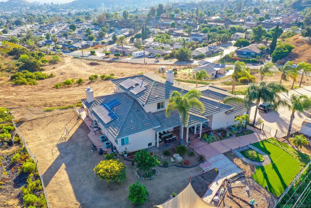 12811-09 Jackson Hill Dr, El Cajon