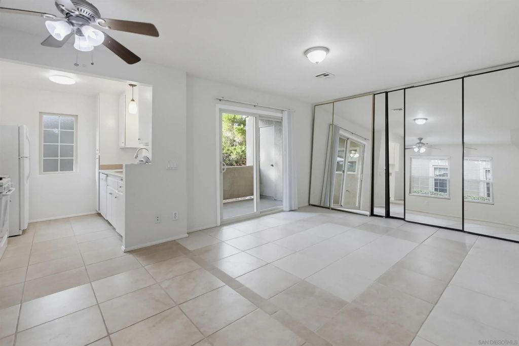 10303 Azuaga St. 9, RANCHO PENASQUITOS