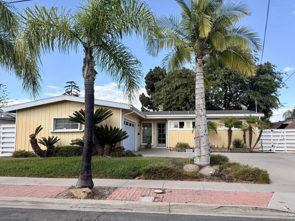 8110 Binney, La Mesa