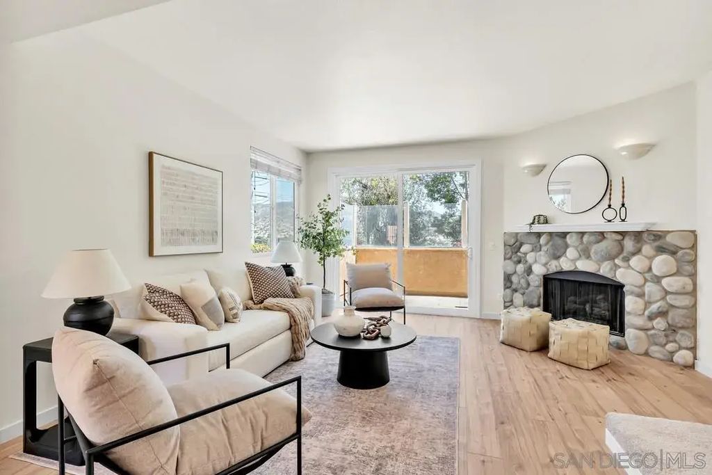 13891 Pinkard Way Unit 81, El Cajon