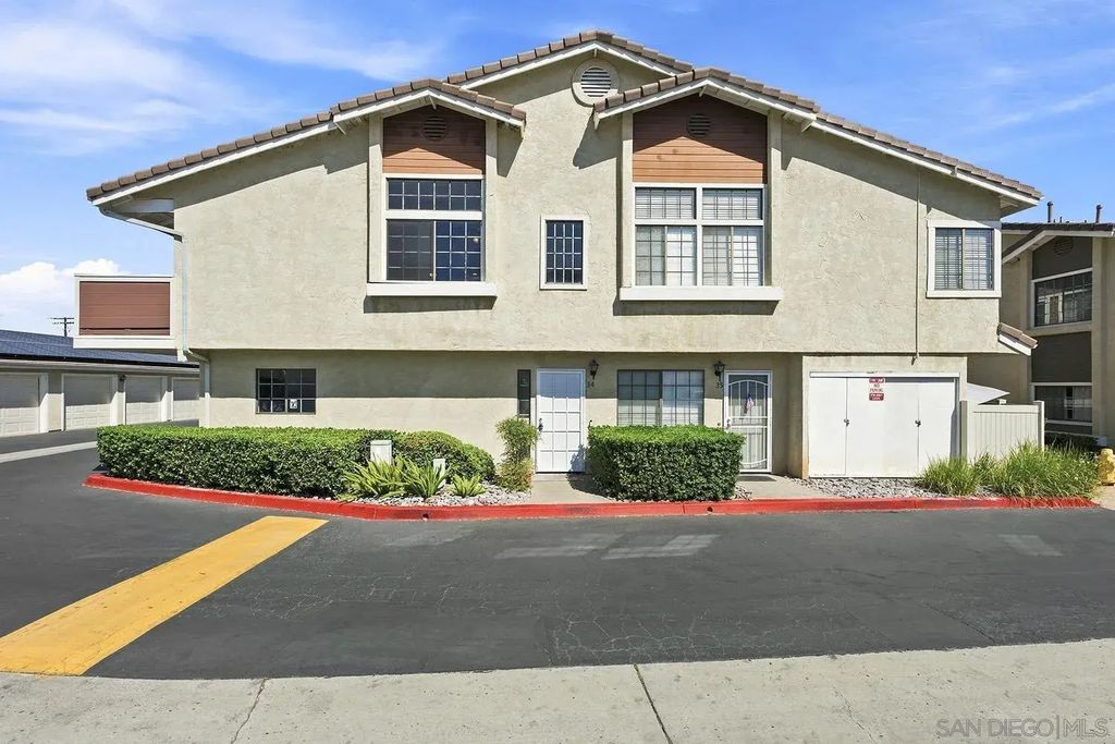 10150 Palm Glen Drive 34, Santee