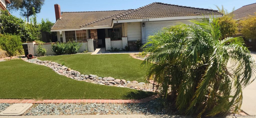2336 Wind River Rd, El Cajon
