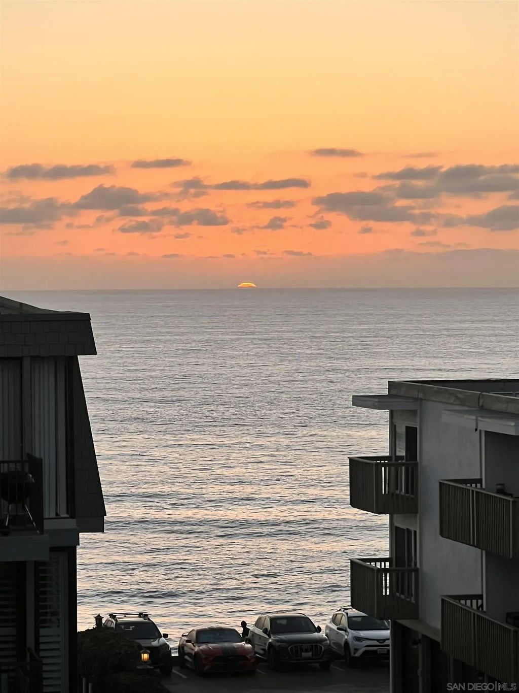 424 Stratford Ct A25, Del Mar