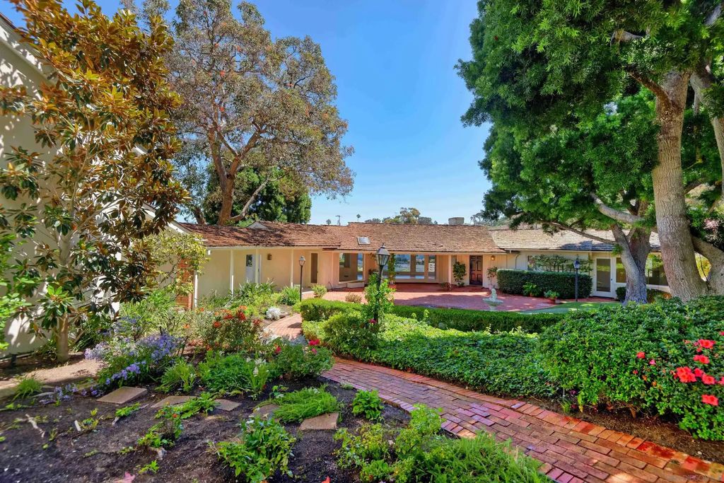 7755 Ludington Place, La Jolla