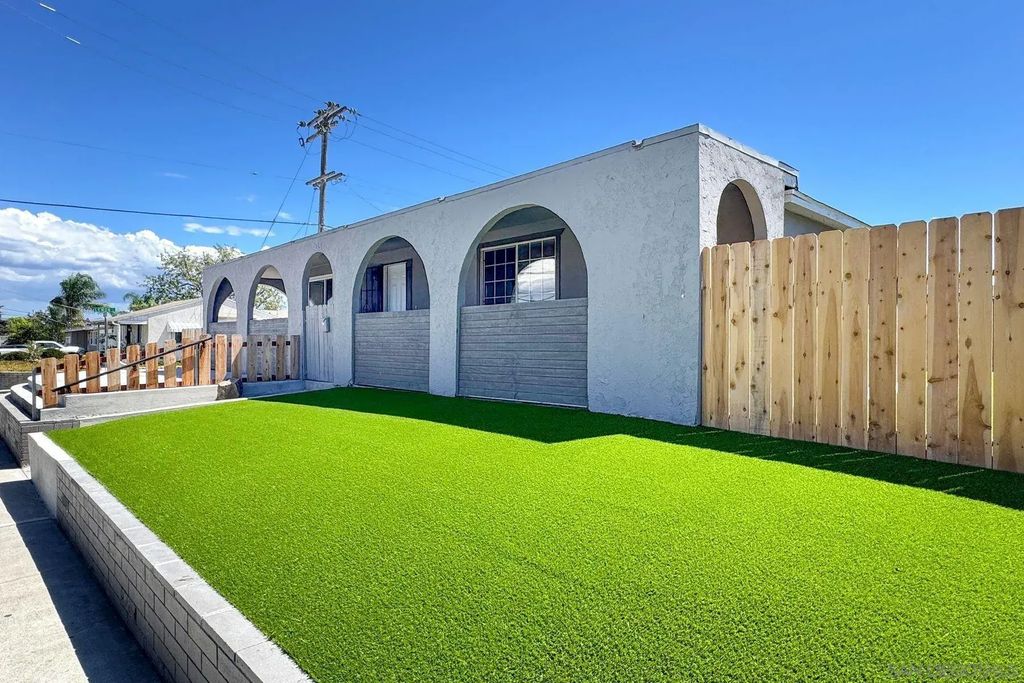 905 W Washington Ave, El Cajon