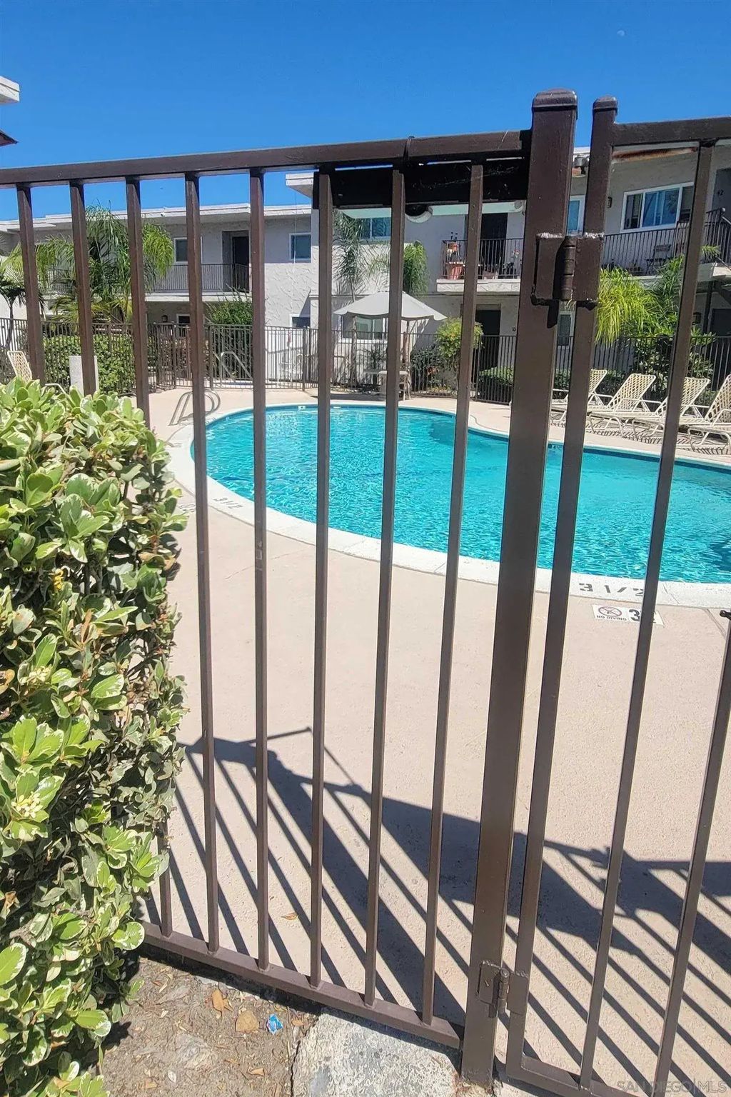8220 Vincetta Dr 55, La Mesa