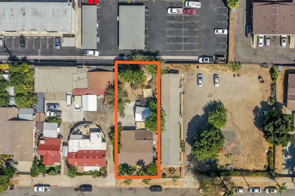 350 E Pennsylva E Pennsylvania, Escondido