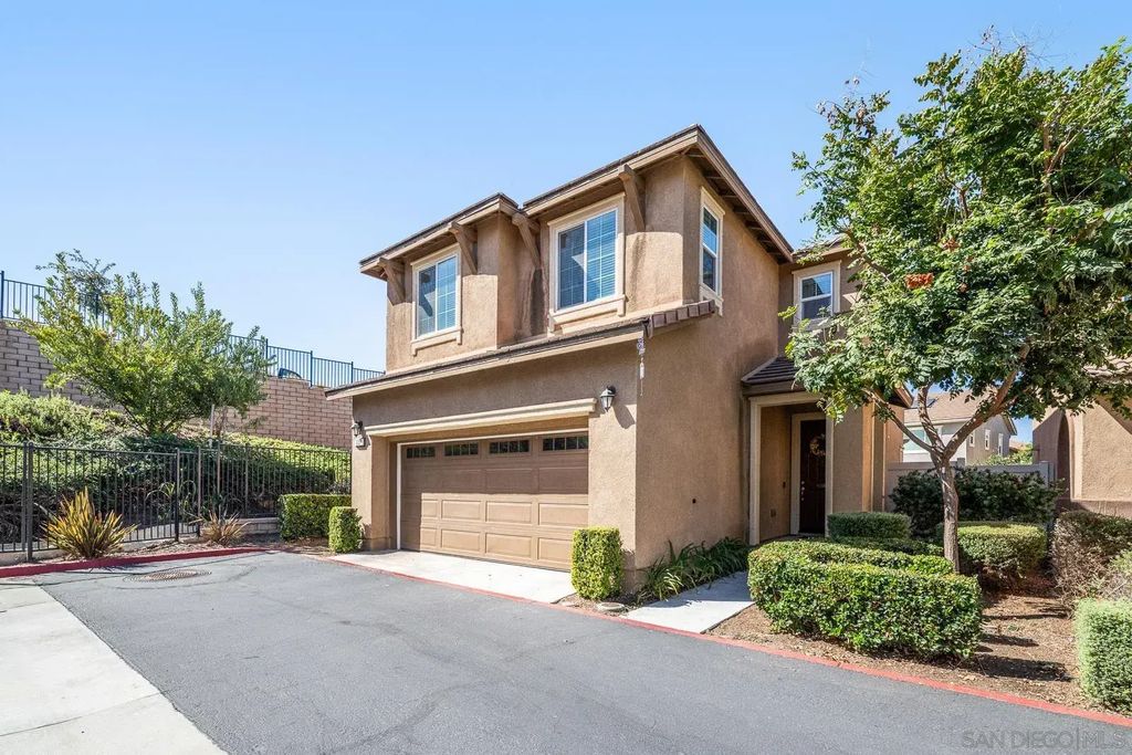 337 Dun Blazer, Fallbrook