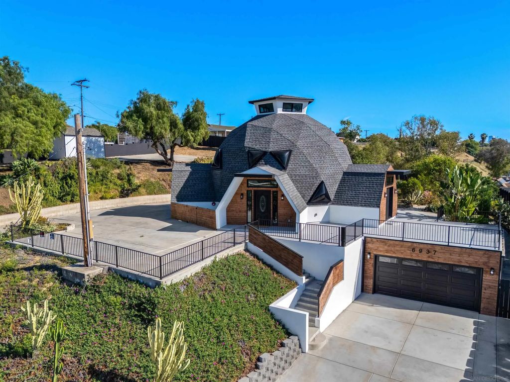 6937 Madrone, San Diego