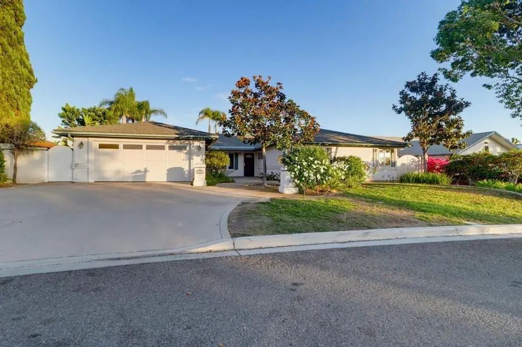 9807 Ogram Drive, La Mesa