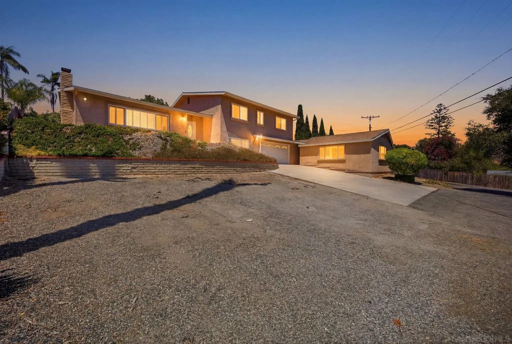 352 Beaumont Drive, Vista